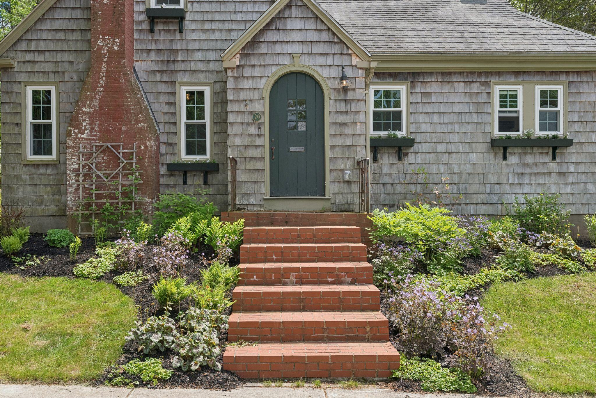 20 Elmwood Road Cape Elizabeth, ME 04107 - Photo 7 of 55 15_DSC06326