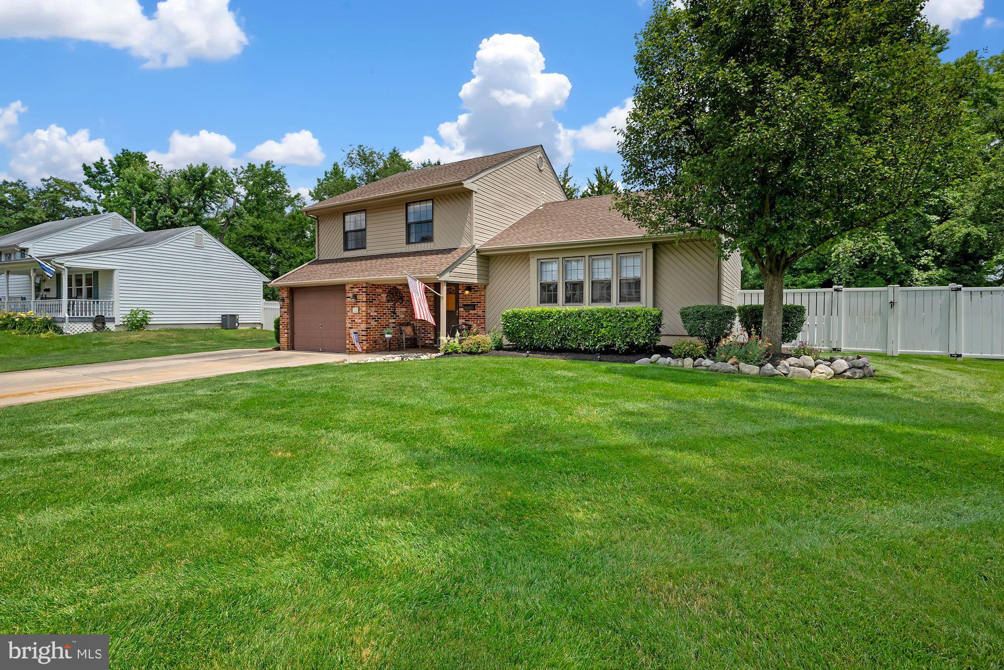 121 Pine Valley Road Delran, NJ 08075 - Photo 2 of 34 Exterior Front