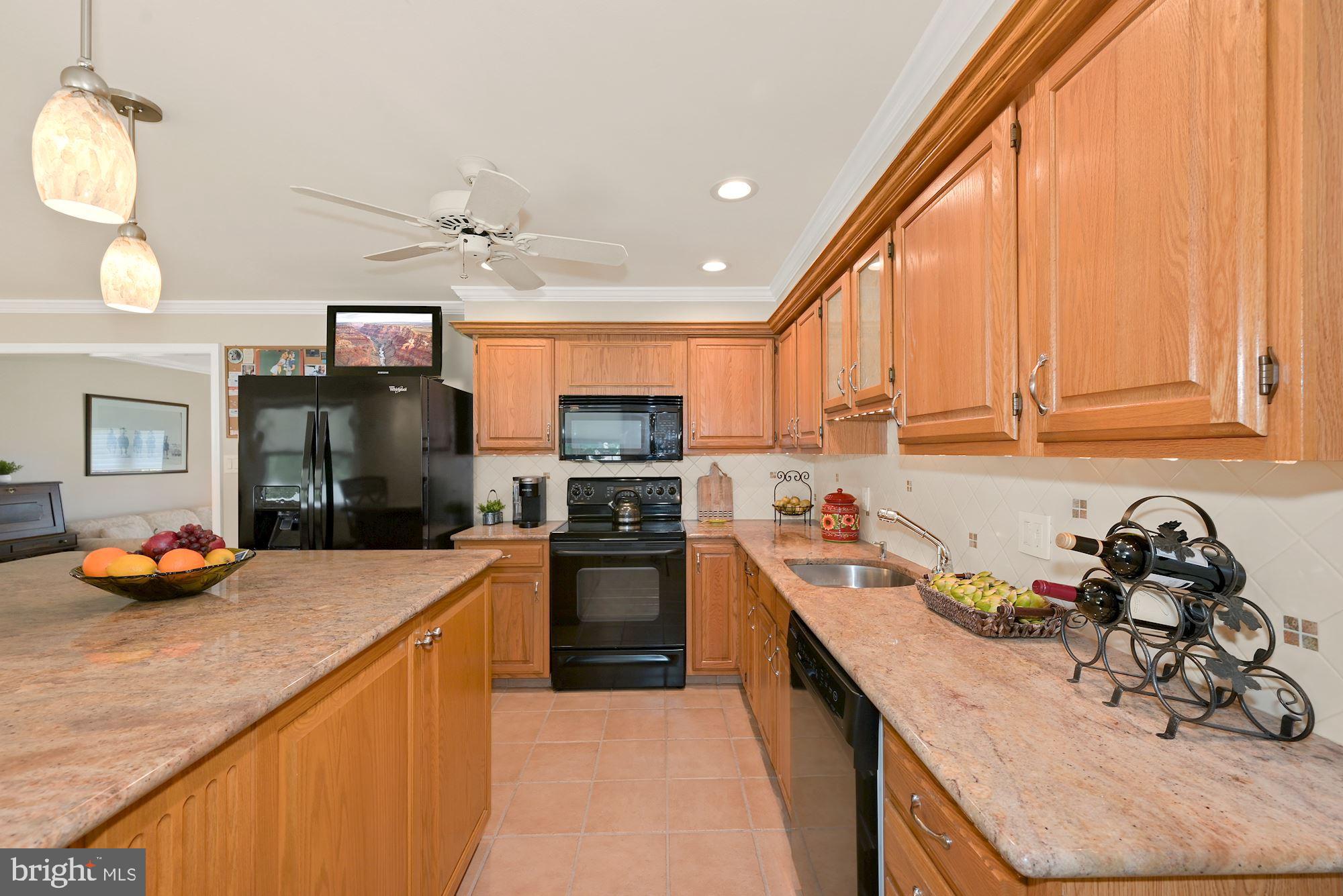 121 Pine Valley Road Delran, NJ 08075 - Photo 23 of 34 Kitchen