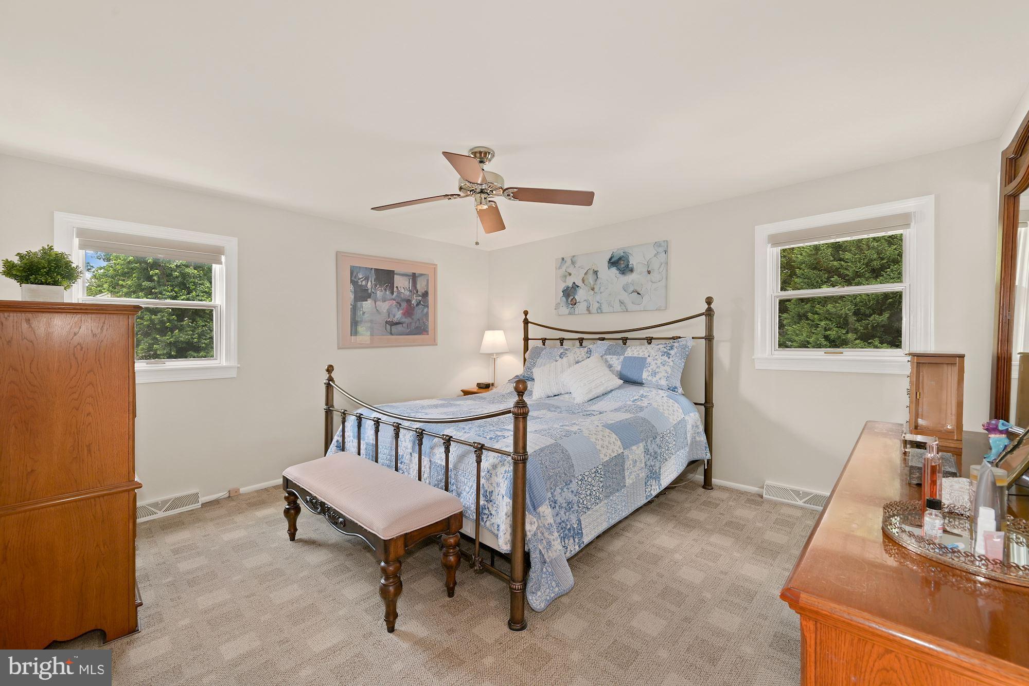 121 Pine Valley Road Delran, NJ 08075 - Photo 28 of 34 Primary Bedroom