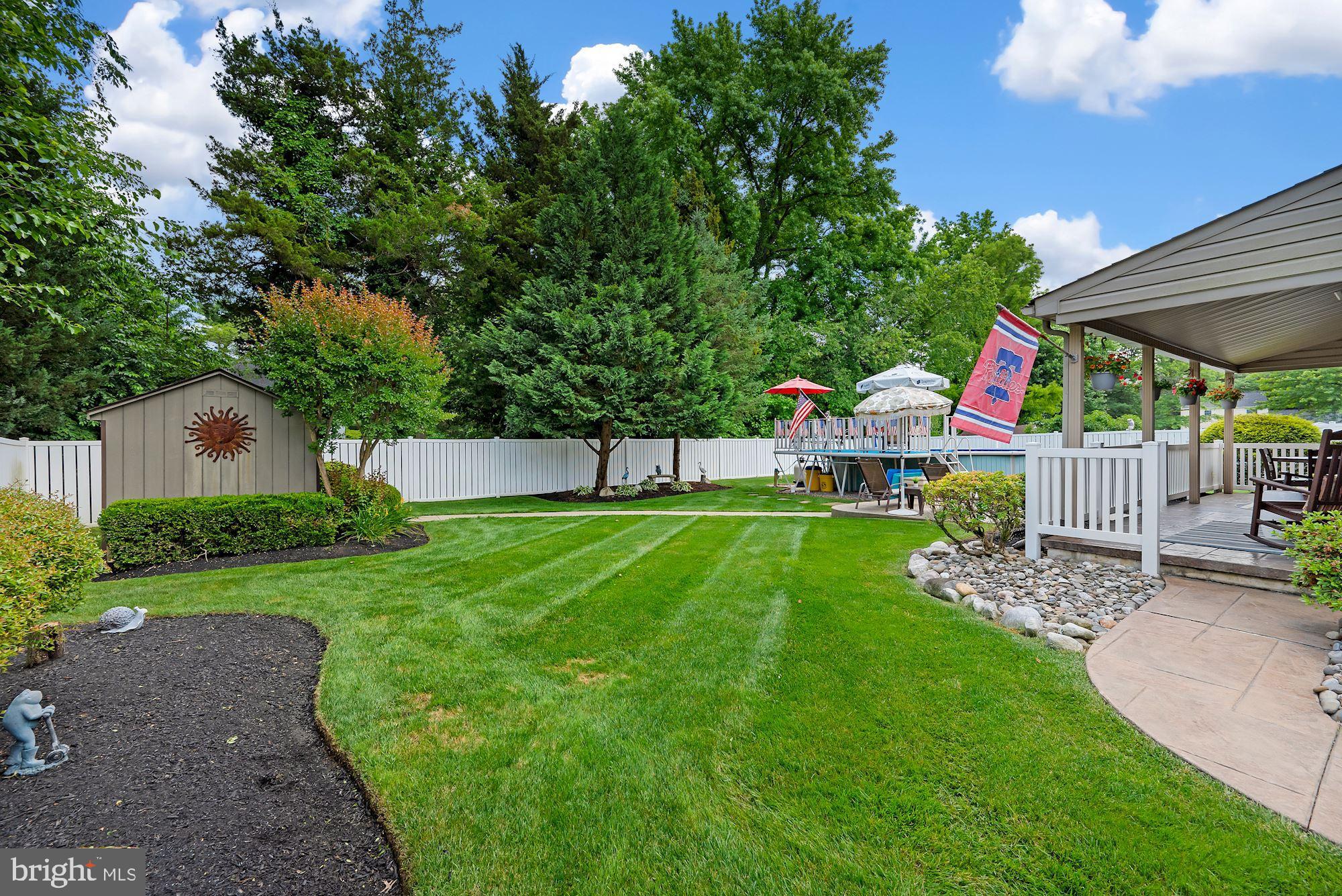 121 Pine Valley Road Delran, NJ 08075 - Photo 9 of 34 Back Yard