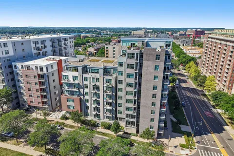 $359,900 | 309 West Washington Avenue, Unit 613, Madison, WI 53703