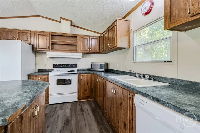 $449,000 | 195 South Central Road, Bloomingdale, GA 31302