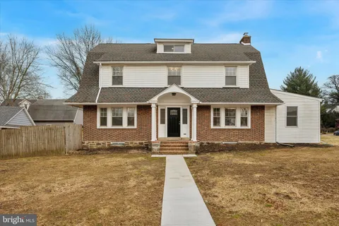 $635,000 | 703 Lindale Avenue, Drexel Hill, PA 19026