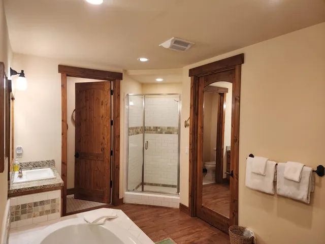 $1,095,990 | 1157 Pyramid Peak Drive, Unit 1157, Mammoth Lakes, CA 93546