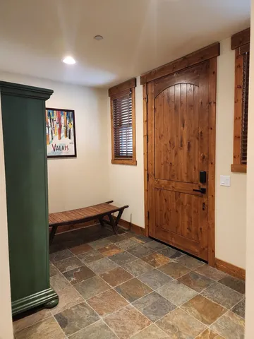 $1,095,990 | 1157 Pyramid Peak Drive, Unit 1157, Mammoth Lakes, CA 93546