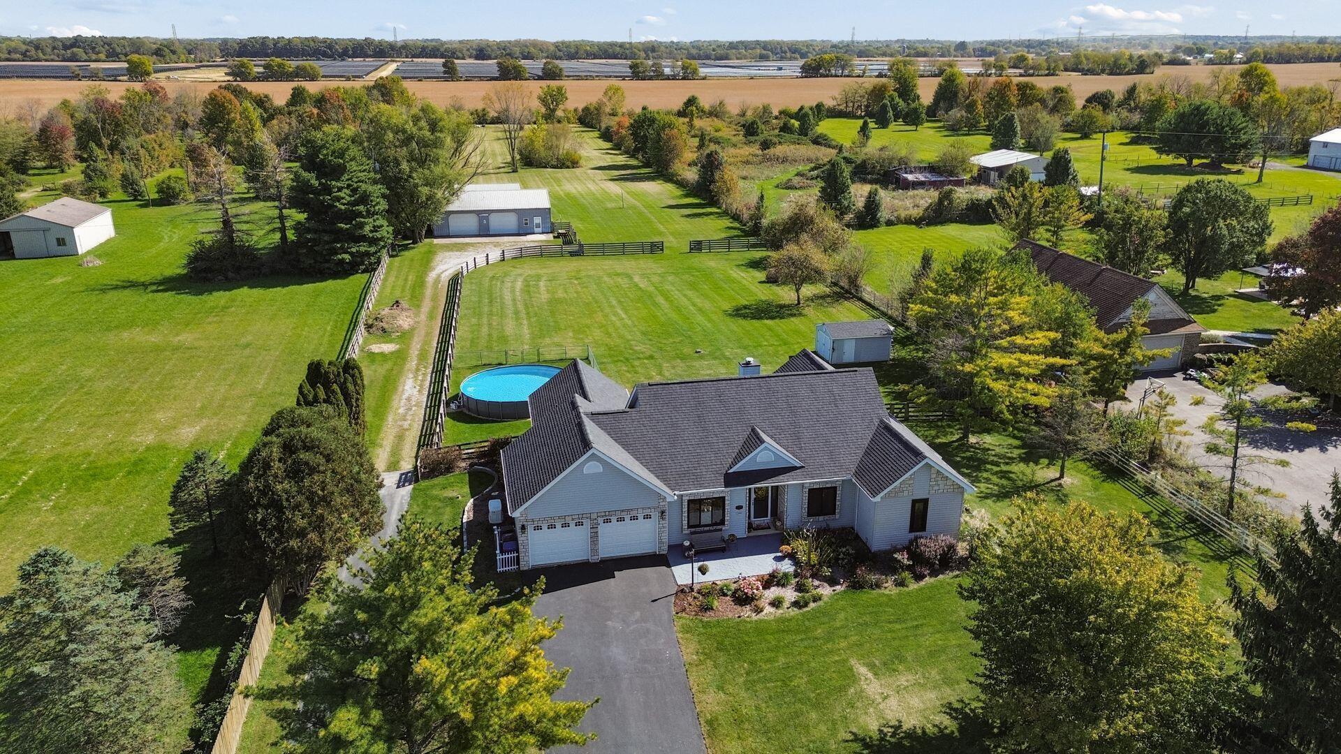 3166 Kropp Road Grove City, OH 43123 - Photo 4 of 70 Front