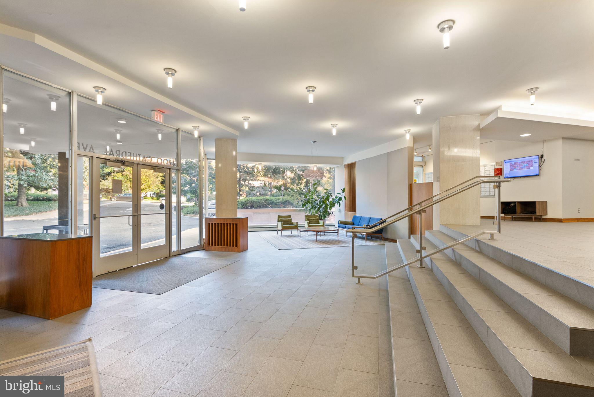 4200 Cathedral Avenue Northwest, Unit 812 Washington, DC 20016 - Photo 12 of 45 Building lobby