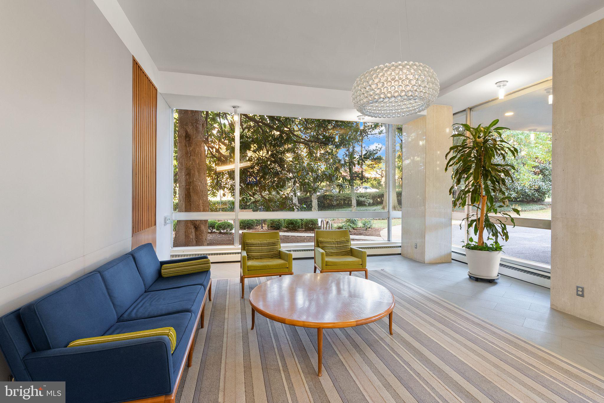 4200 Cathedral Avenue Northwest, Unit 812 Washington, DC 20016 - Photo 15 of 45 Building lobby