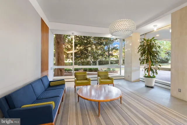 $335,000 | 4200 Cathedral Avenue Northwest, Unit 812, Washington, DC 20016