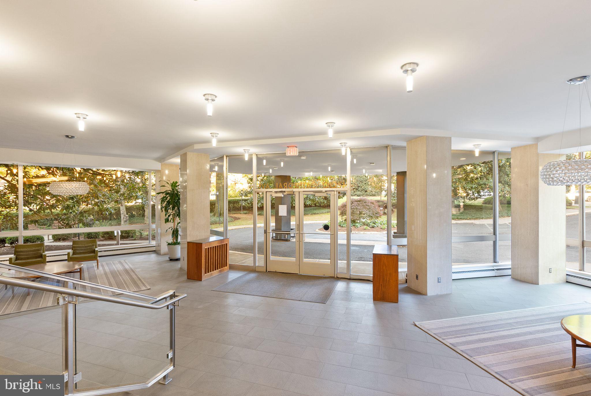 4200 Cathedral Avenue Northwest, Unit 812 Washington, DC 20016 - Photo 17 of 45 Building lobby
