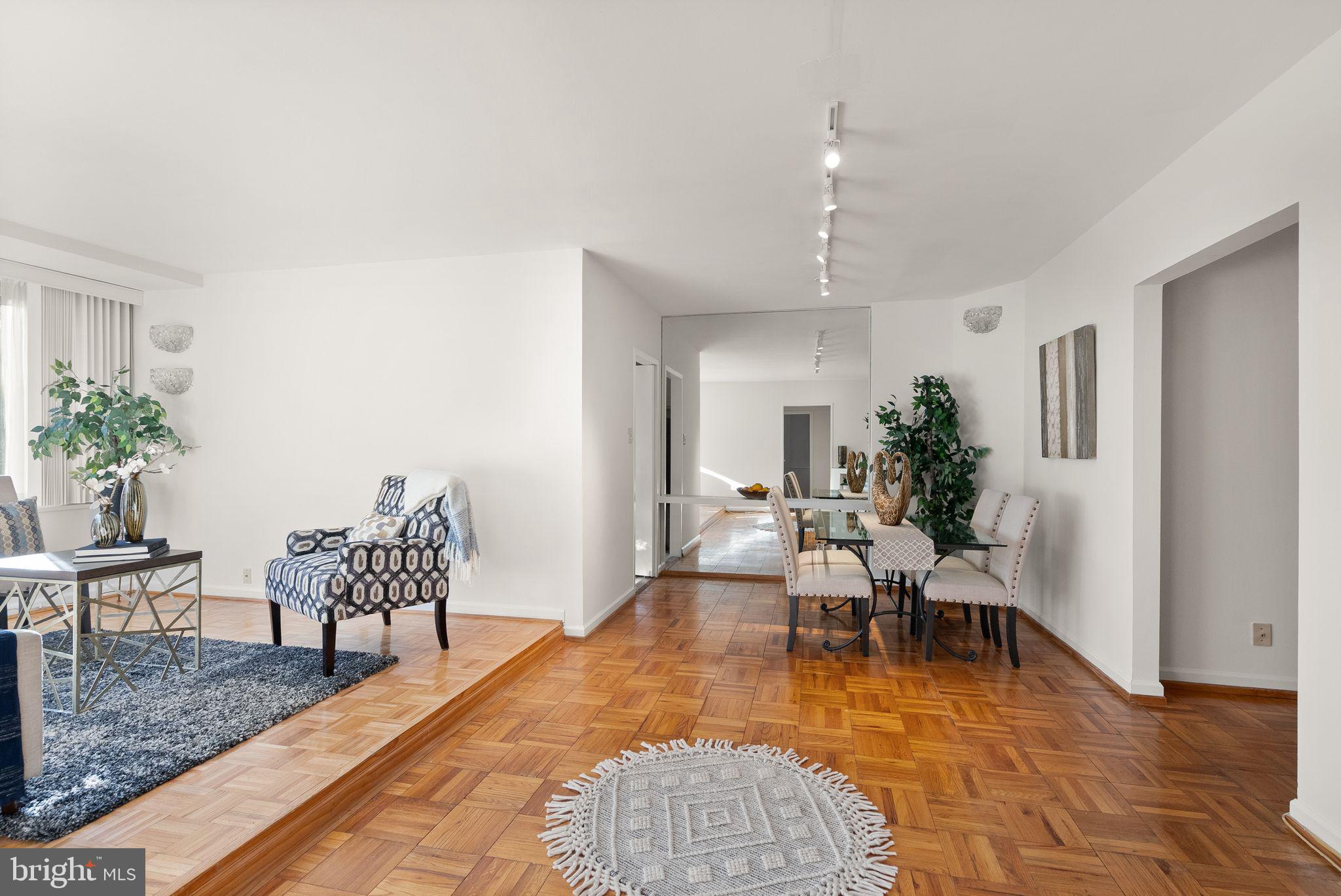 4200 Cathedral Avenue Northwest, Unit 812 Washington, DC 20016 - Photo 20 of 45 Living room/dining room