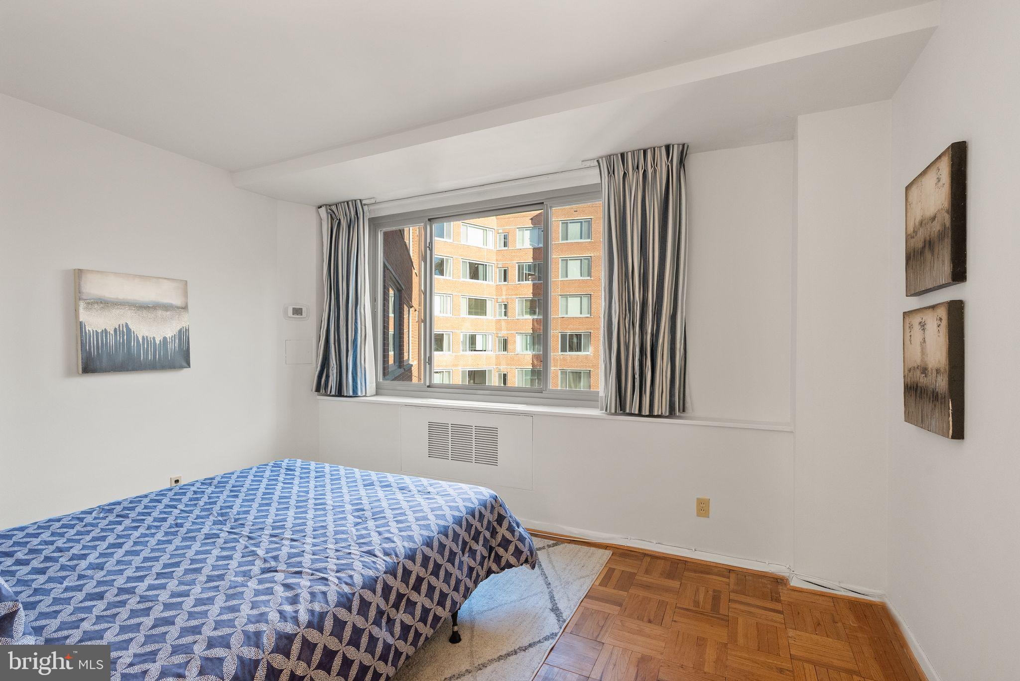 4200 Cathedral Avenue Northwest, Unit 812 Washington, DC 20016 - Photo 33 of 45 Bedroom 1