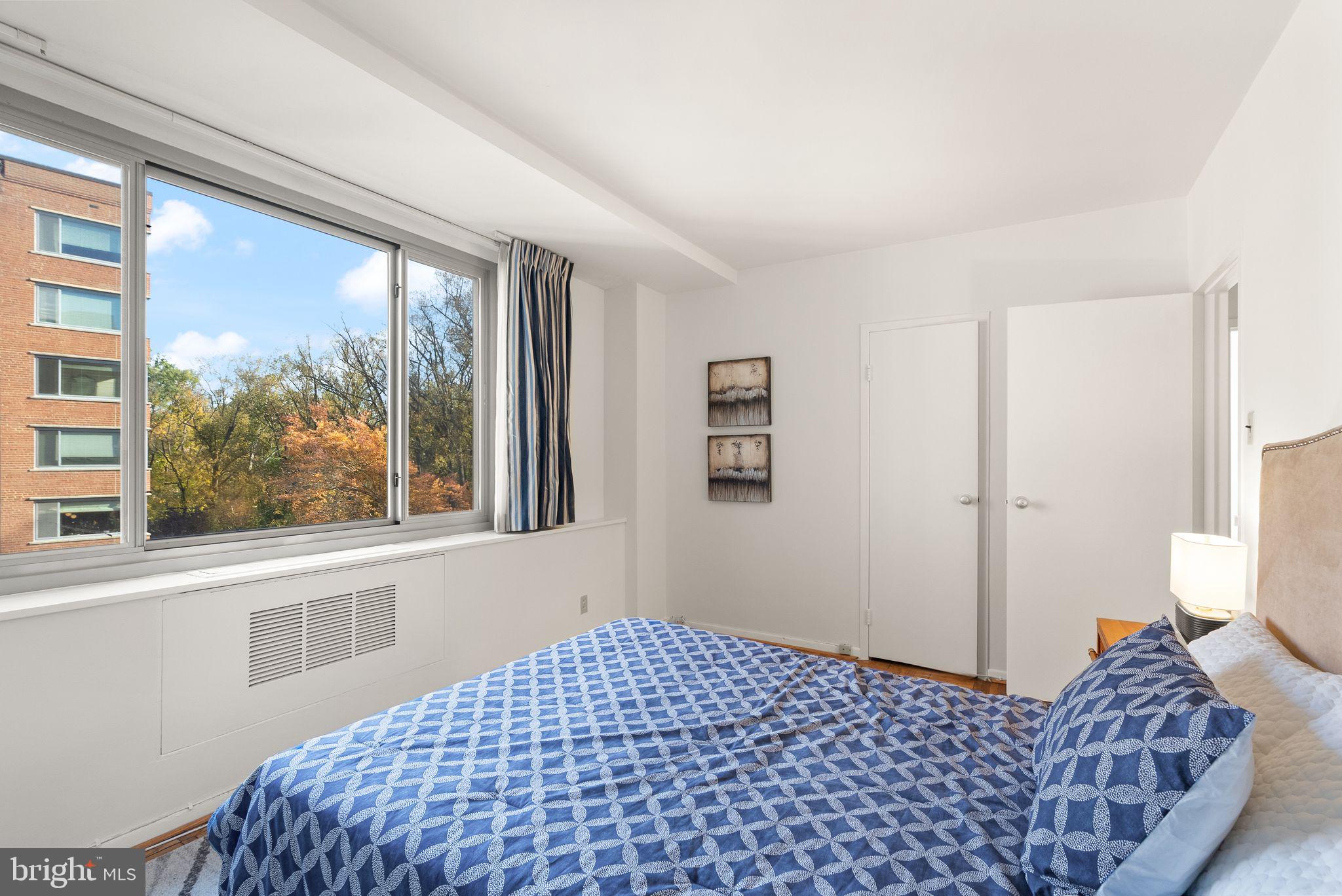 4200 Cathedral Avenue Northwest, Unit 812 Washington, DC 20016 - Photo 37 of 45 Bedroom 1