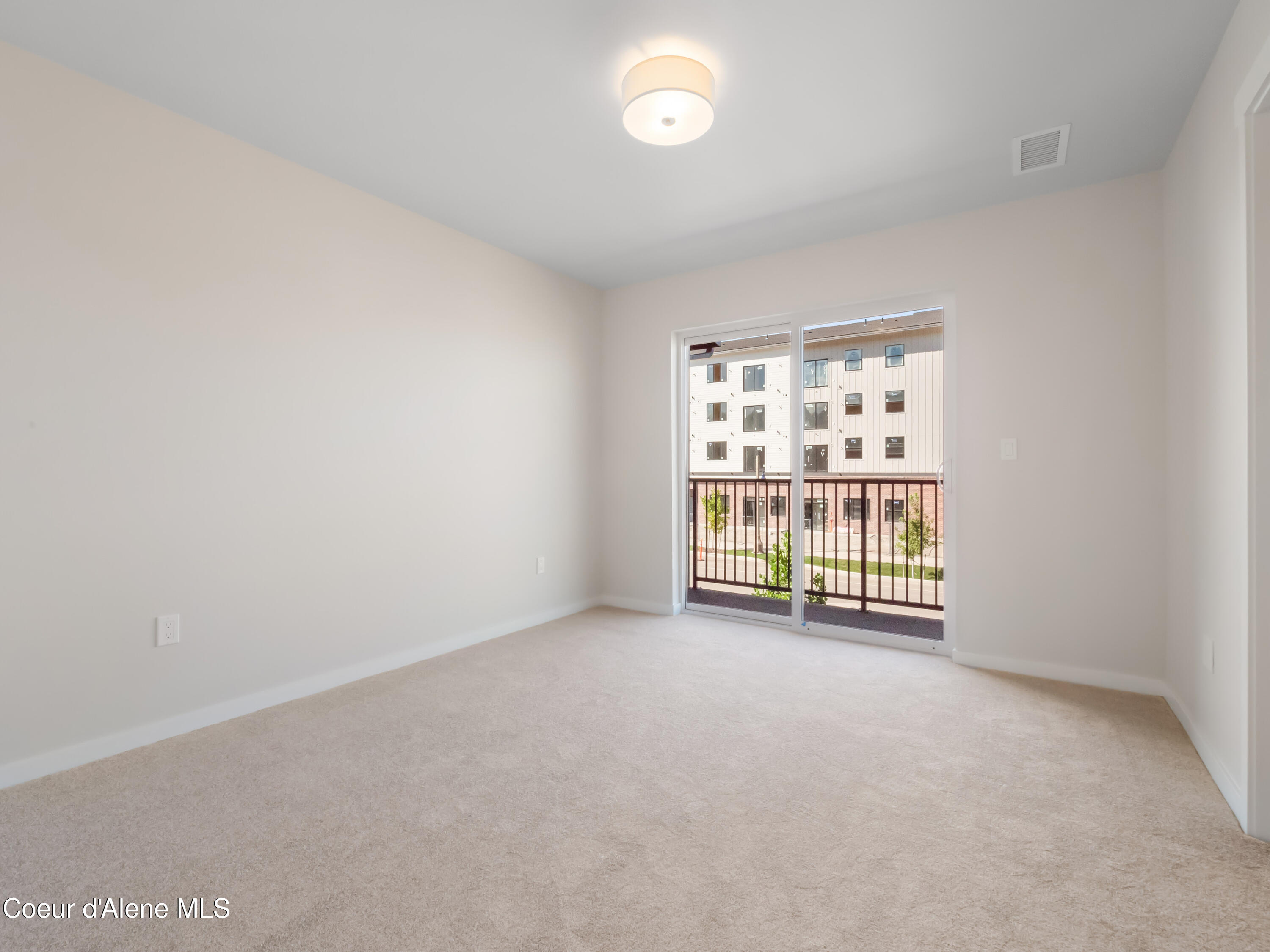 1008 East 4th Avenue, Unit 104 Post Falls, ID 83854 - Photo 16 of 34 web_unit 1008_9_11_24_10