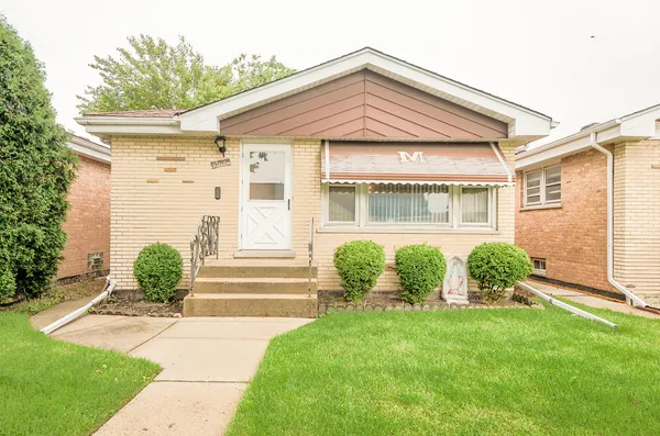 $385,000 | 5010 Forster Avenue, Schiller Park, IL 60176
