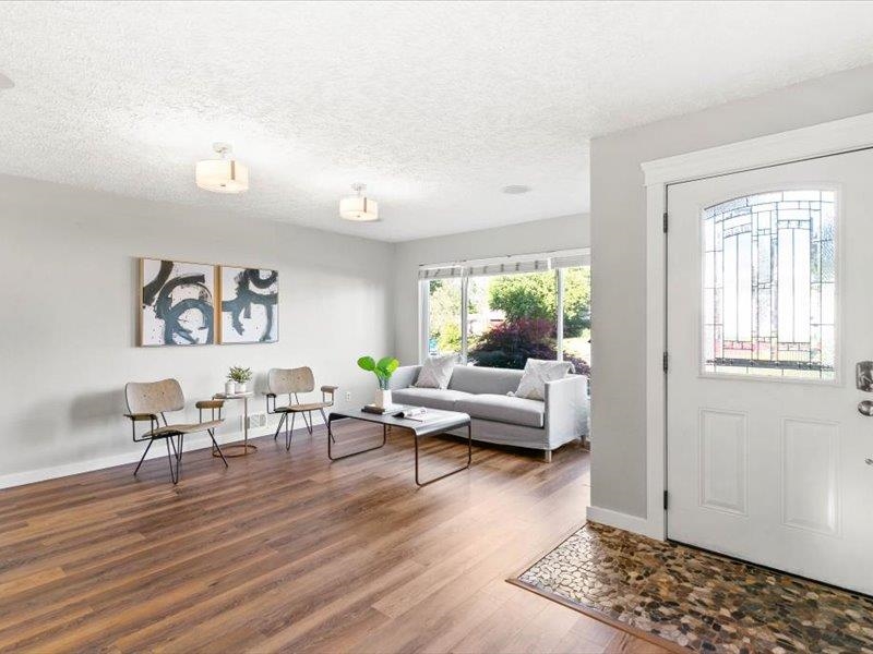 1423 East Pinecrest Road Spokane, WA 99203 - Photo 4 of 48 Gallery Image 4