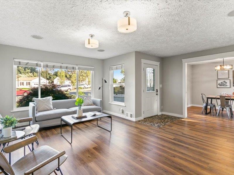 1423 East Pinecrest Road Spokane, WA 99203 - Photo 7 of 48 Gallery Image 7