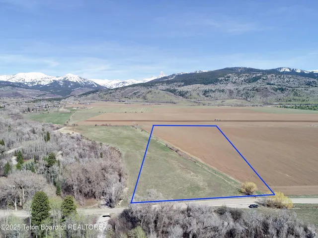 $1,100,000 | Tbd 10-ac Stateline Road, Alta, WY 83414
