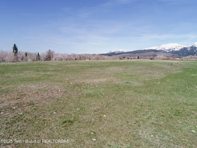 $1,100,000 | Tbd 10-ac Stateline Road, Alta, WY 83414
