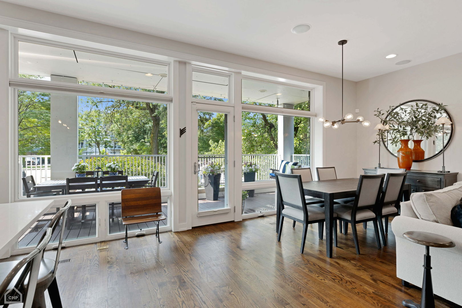 1832 West Rice Street, Unit 1S Chicago, IL 60622 - Photo 8 of 25 Gallery Image 8