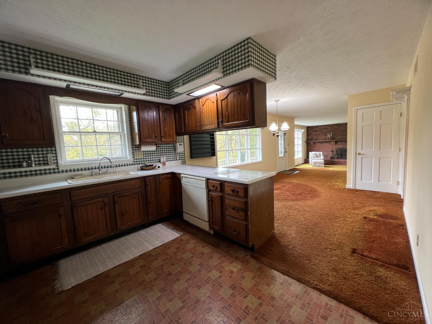 8219 Old St Road Aurora, IN 47001 - Photo 10 of 26 Gallery Image 10