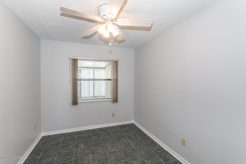 632 Robin Road, Unit A Ormond Beach, FL 32176 - Photo 10 of 15 Guest bedroom