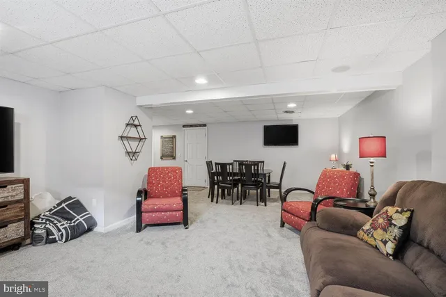 $449,900 | 217 Weatherfield Place, Lancaster, PA 17603