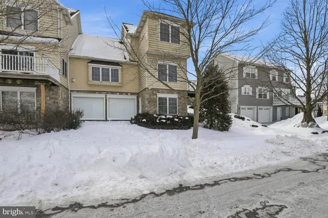 $449,900 | 217 Weatherfield Place, Lancaster, PA 17603