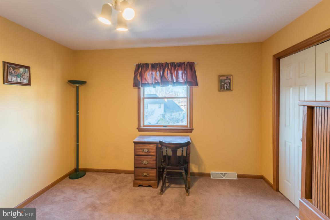 616 West 3rd Avenue Lititz, PA 17543 - Photo 32 of 36