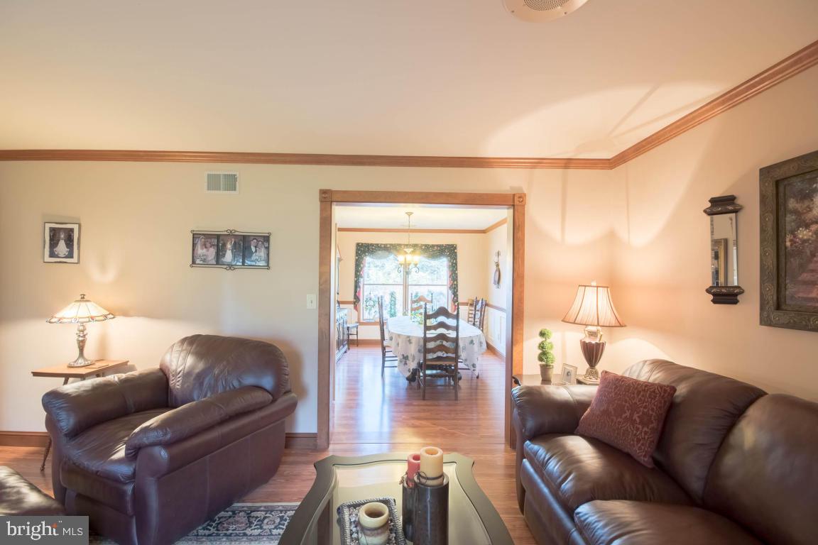 616 West 3rd Avenue Lititz, PA 17543 - Photo 8 of 36