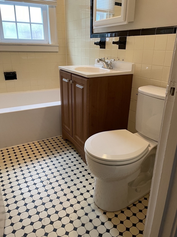 73 Fuller Street, Unit 2 Waltham, MA 02453 - Photo 10 of 10