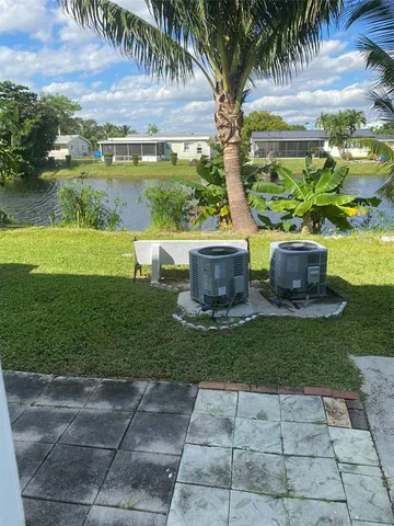 $1,350 | 51 Northeast 204th Street, Unit 2, Miami, FL 33179