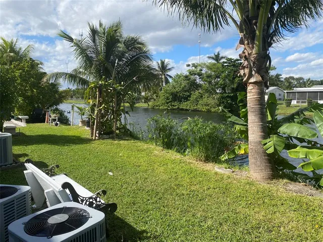 $1,350 | 51 Northeast 204th Street, Unit 2, Miami, FL 33179