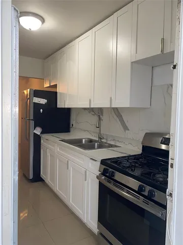 $1,350 | 51 Northeast 204th Street, Unit 2, Miami, FL 33179