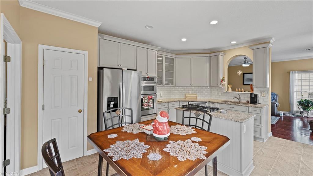 6314 High View Road Greensboro, NC 27410 - Photo 12 of 24