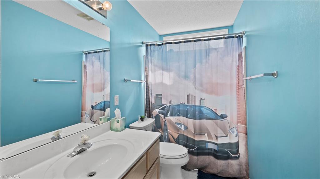 6314 High View Road Greensboro, NC 27410 - Photo 19 of 24