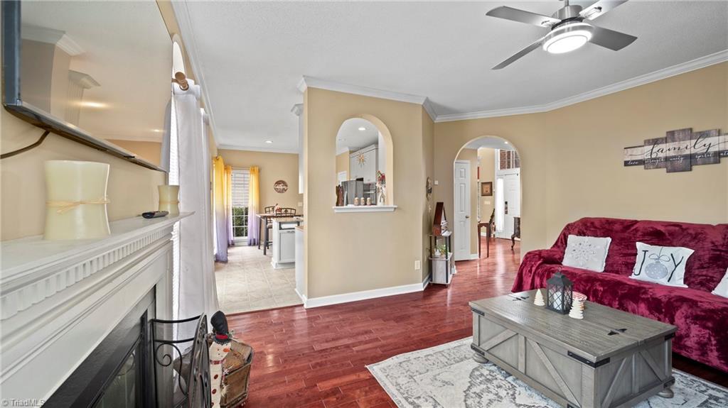 6314 High View Road Greensboro, NC 27410 - Photo 8 of 24