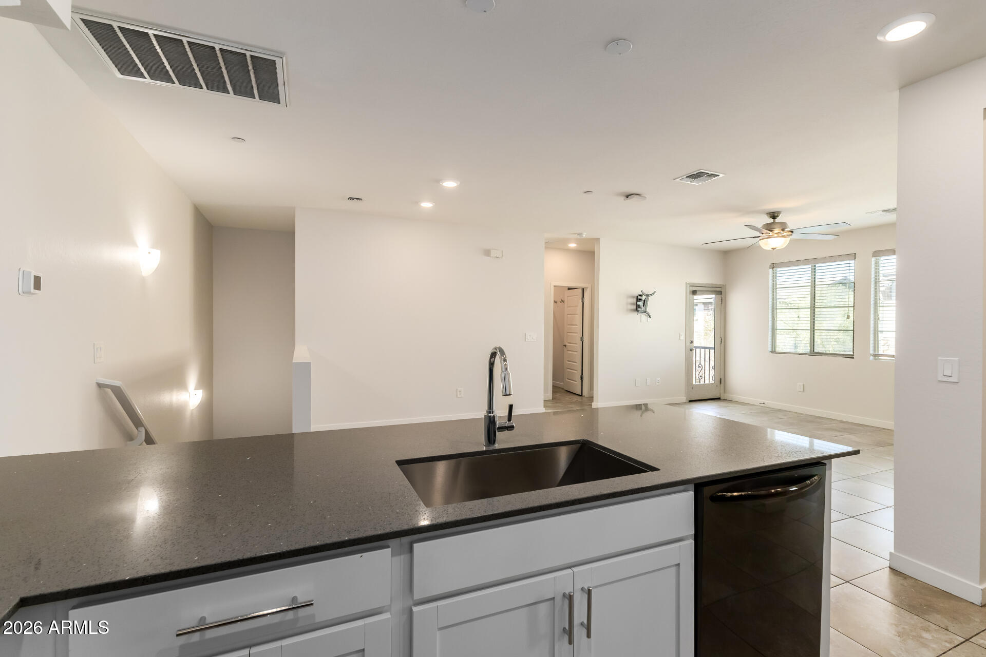 1861 East Frye Road, Unit 101 Gilbert, AZ 85295 - Photo 16 of 41 25 Frye