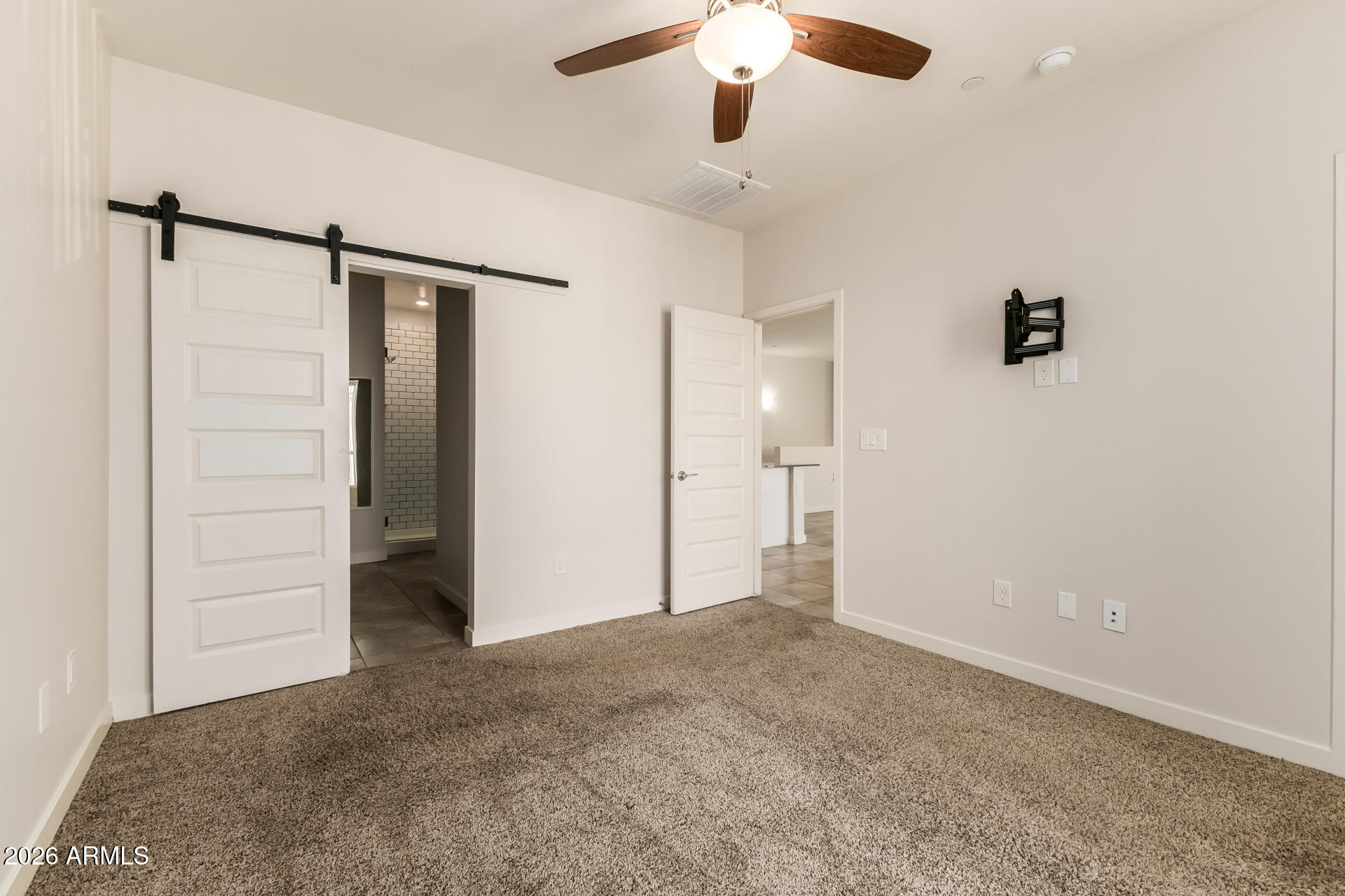 1861 East Frye Road, Unit 101 Gilbert, AZ 85295 - Photo 20 of 41 28 Frye