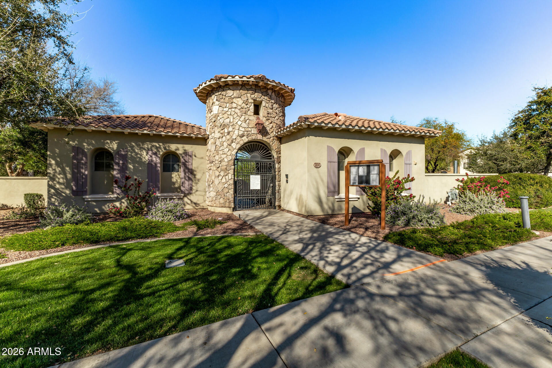 1861 East Frye Road, Unit 101 Gilbert, AZ 85295 - Photo 34 of 41 44 Frye