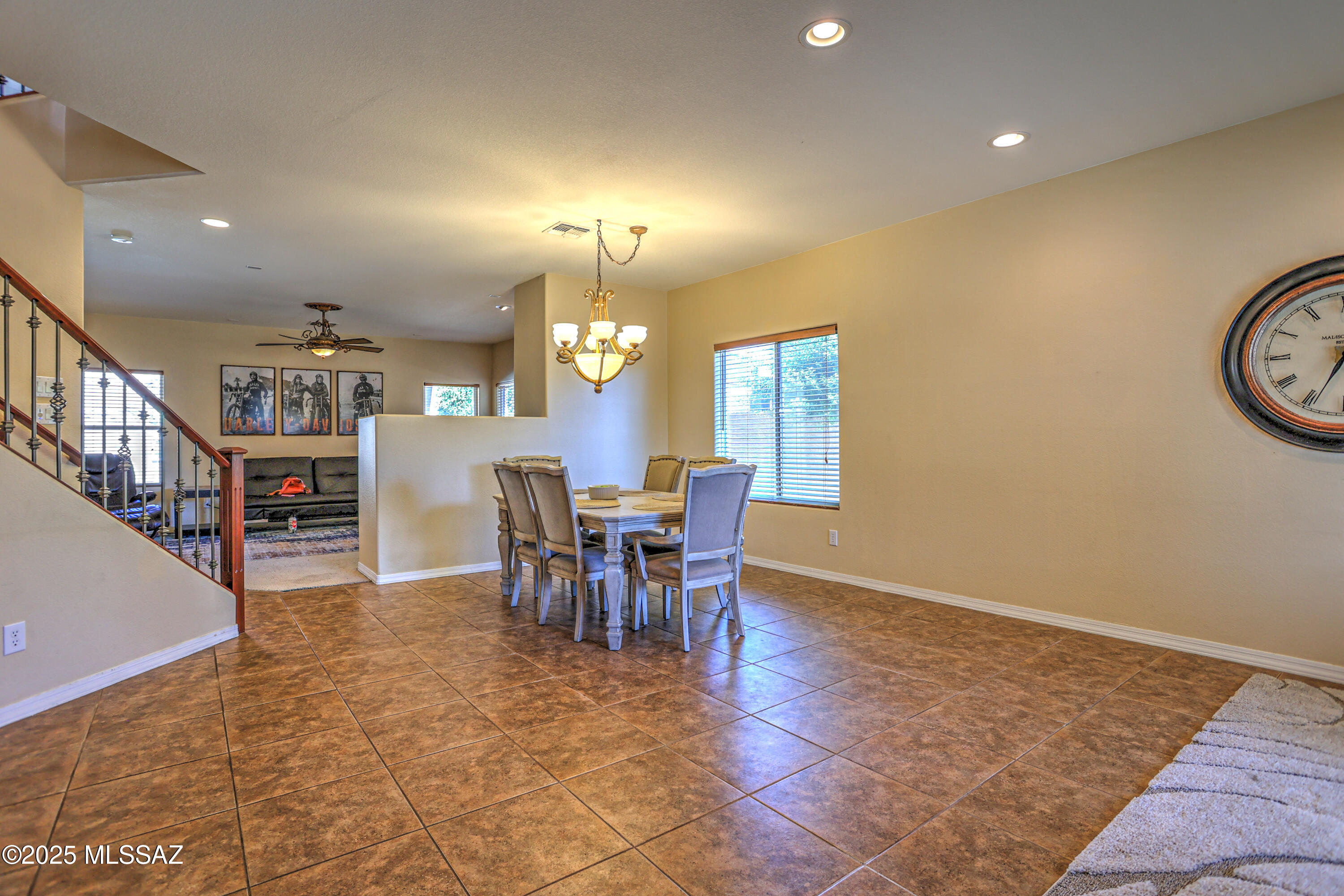 3551 East Mecate Road Tucson, AZ 85739 - Photo 5 of 49 Living/Dining Room