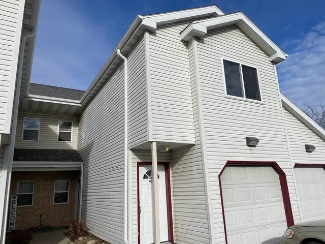 $254,900 | 939 Rockefeller Lane, Madison, WI 53704