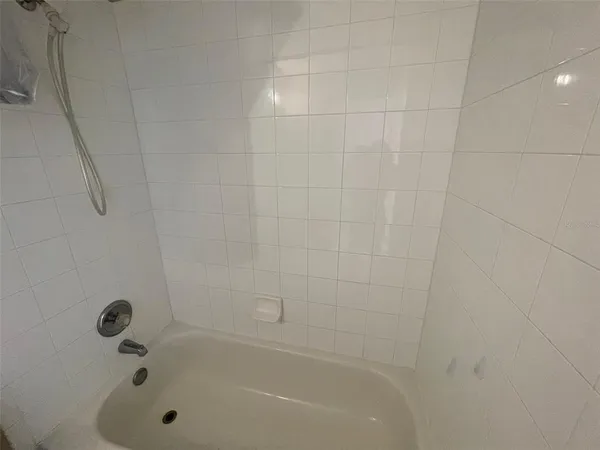 $1,690 | 894 Vineland Place, Lake Mary, FL 32746