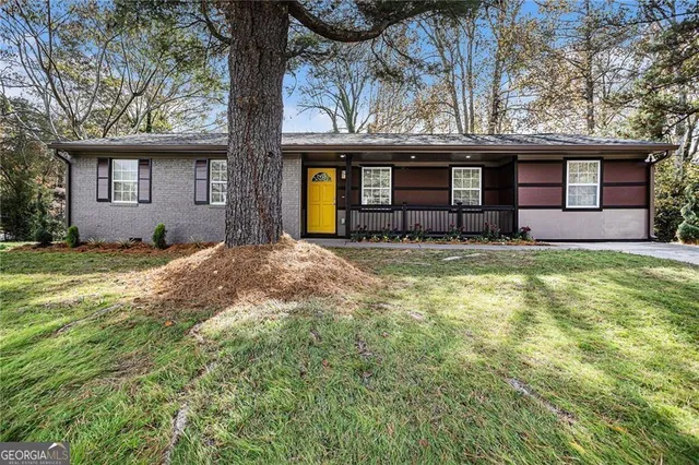 $315,000 | 2760 Swansea Court, College Park, GA 30349