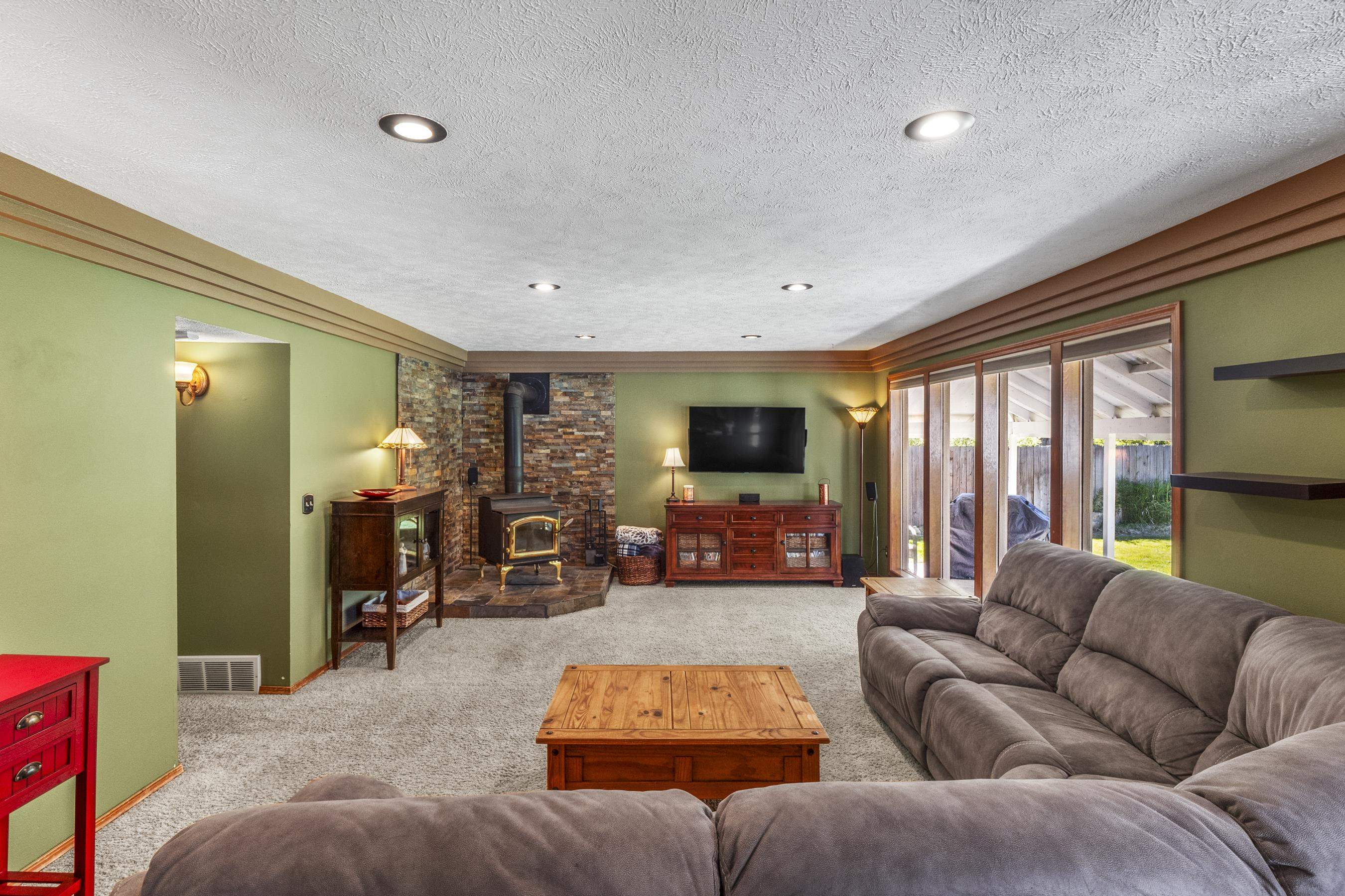 5609 West Old Fort Drive Spokane, WA 99208 - Photo 17 of 40