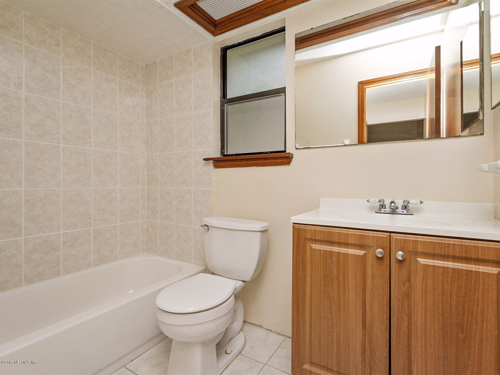 7650 Collins Ridge Boulevard Jacksonville, FL 32244 - Photo 17 of 21 017_Bathroom