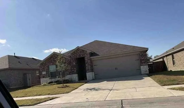 $182,900 | 601 Banner Avenue, Royse City, TX 75189