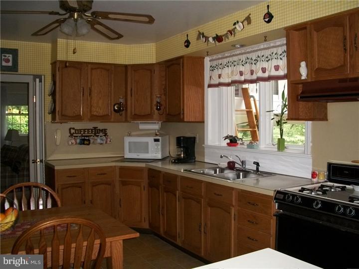915 South Chester Road West Chester, PA 19382 - Photo 10 of 19 Gallery Image 10