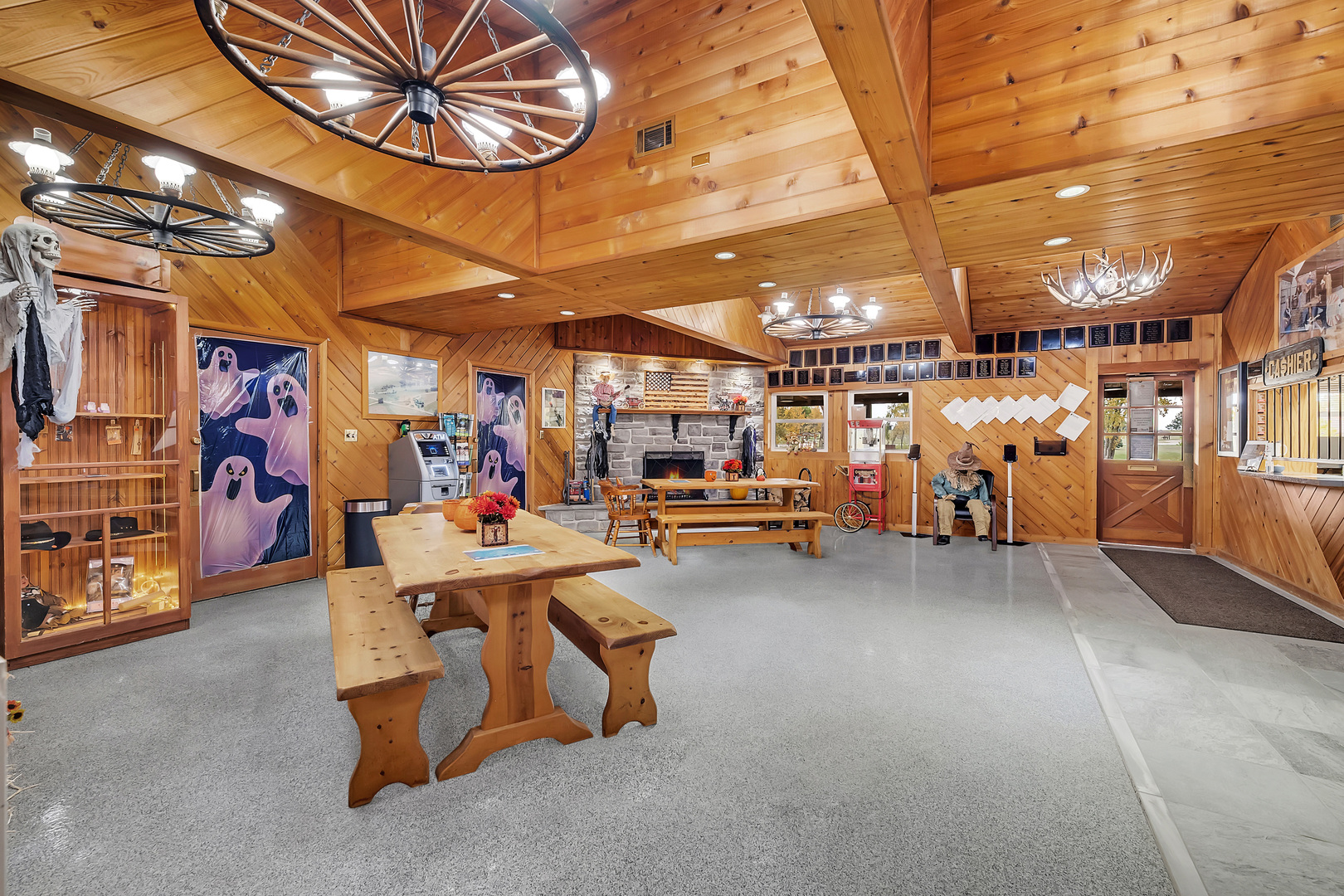 2795 East 28th Road Marseilles, IL 61341 - Photo 25 of 55 a view of a room with gym equipment